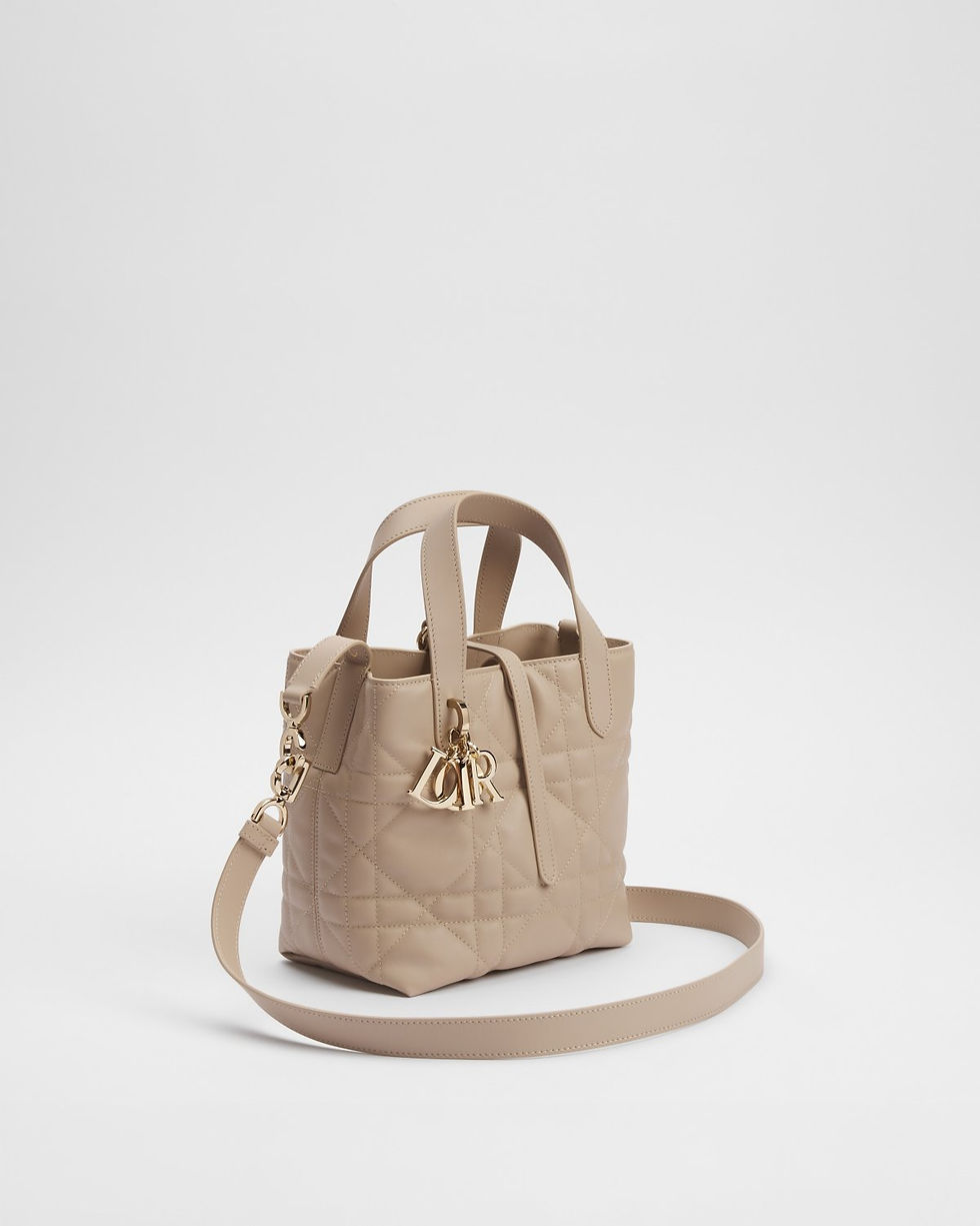 Thumbnail: Dior Small Toujours Vertical Tote bag in powder beige calfskin – view 3