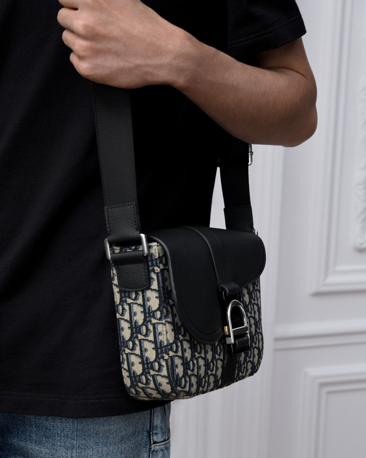 Dior Mini Saddle Heritage Messenger Bag in Blue Dior Oblique Jacquard – view 1