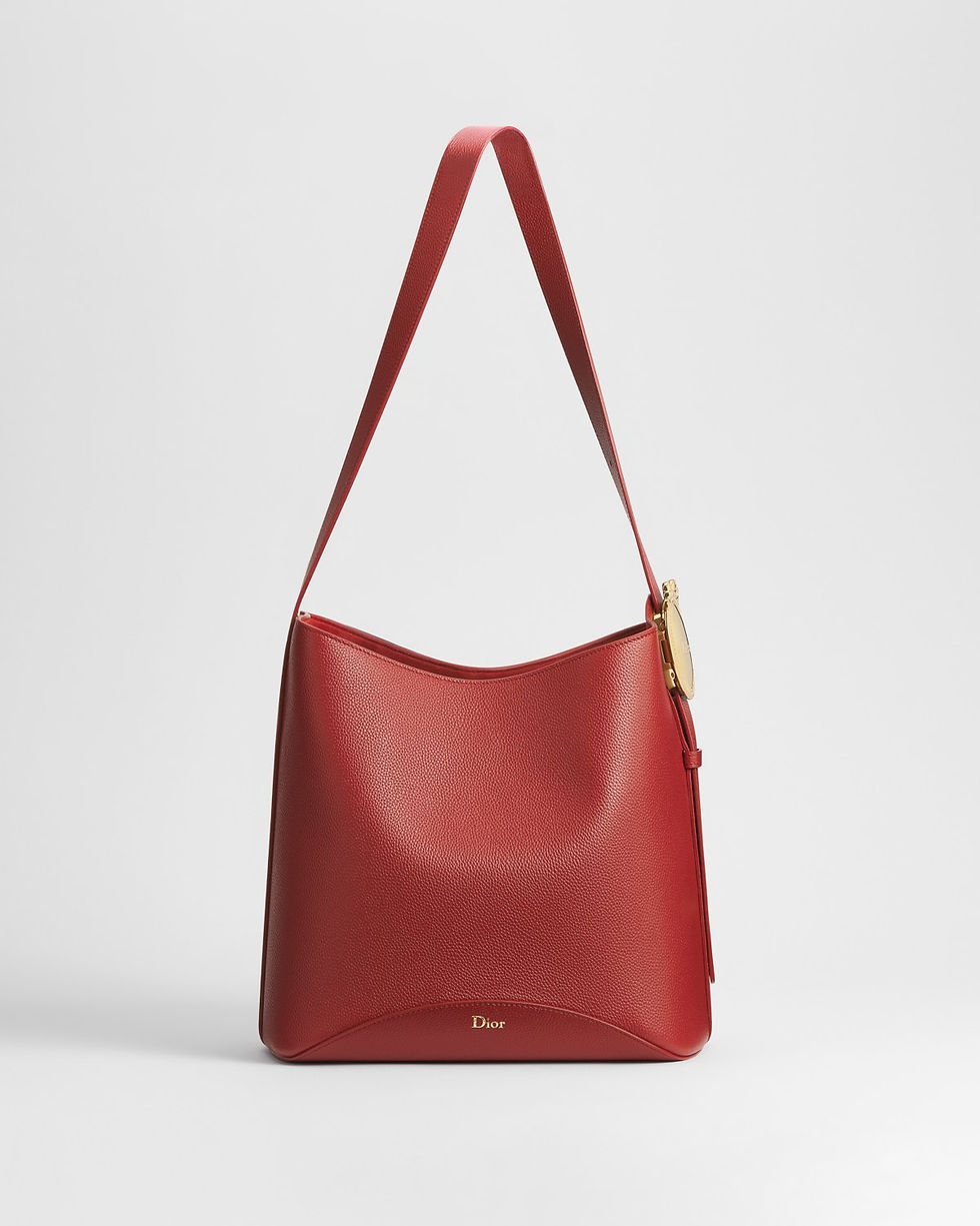 Dior Medium Médaillon Bucket bag in red calfskin – front view