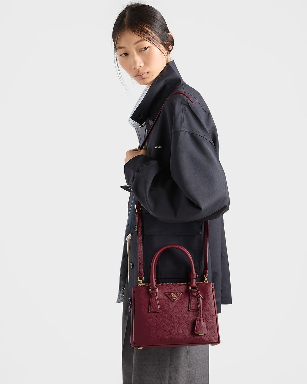 Thumbnail: Prada Galleria small bag in crimson Saffiano leather – view 9