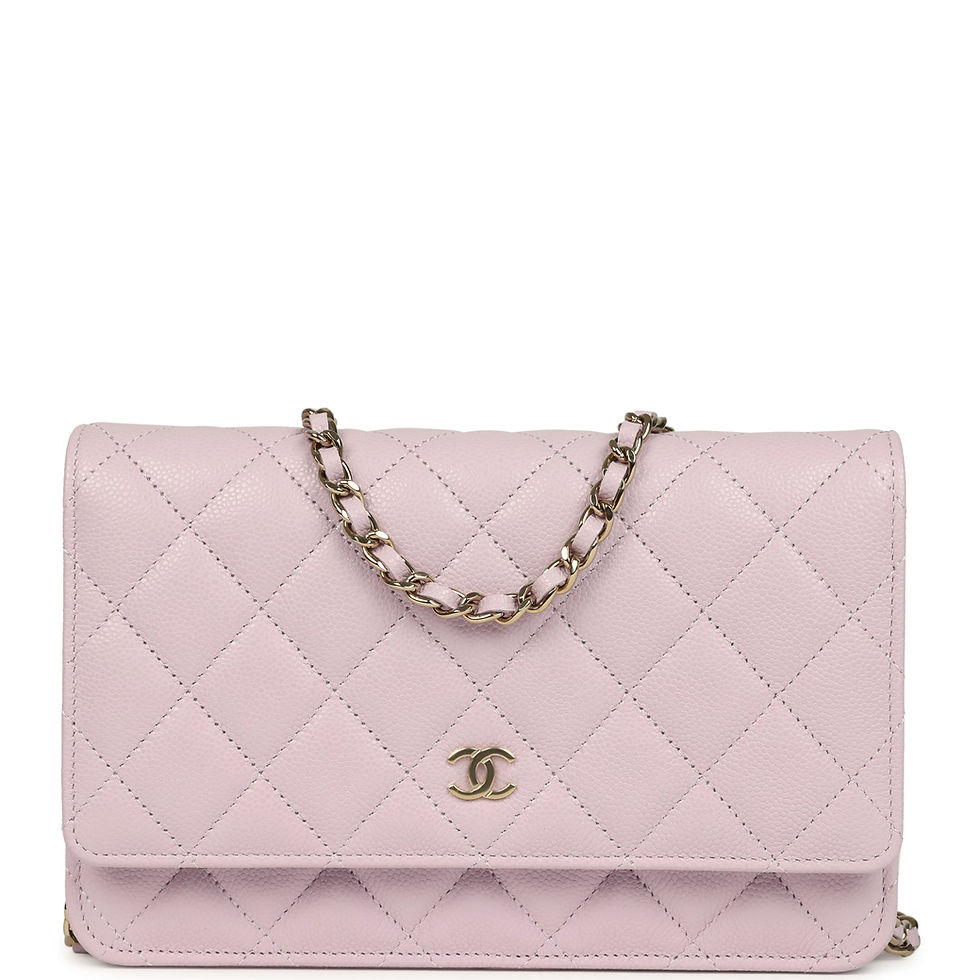 Front view of the wallet on chain in lilac shiny caviar leather