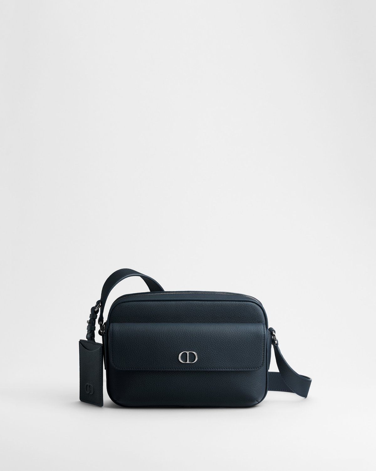 Dior CD Icon zipped messenger bag in blue matte grained calfskin – front view