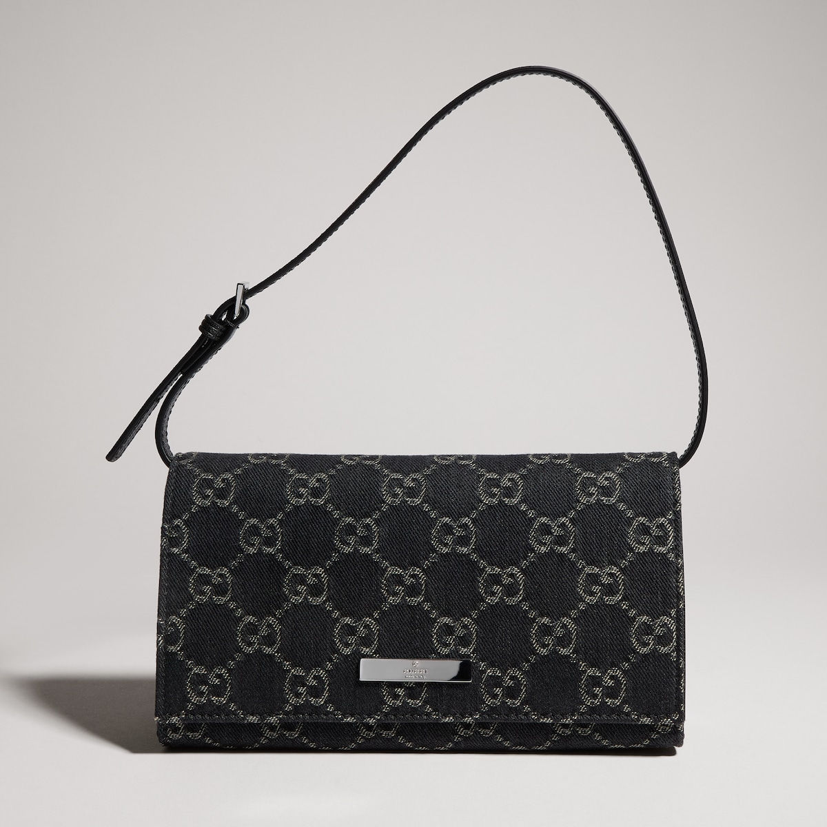 Gucci Small pouch with strap and Gucci plaque - black GG denim
