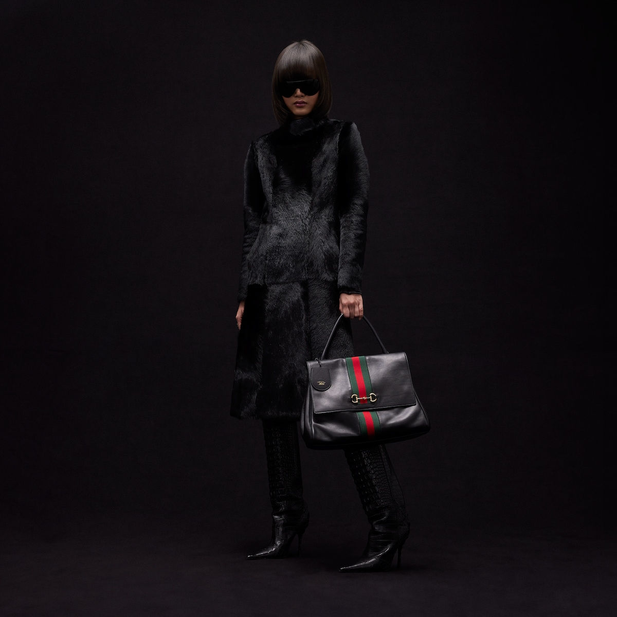 Gucci Paparazzo large top handle bag - black leather