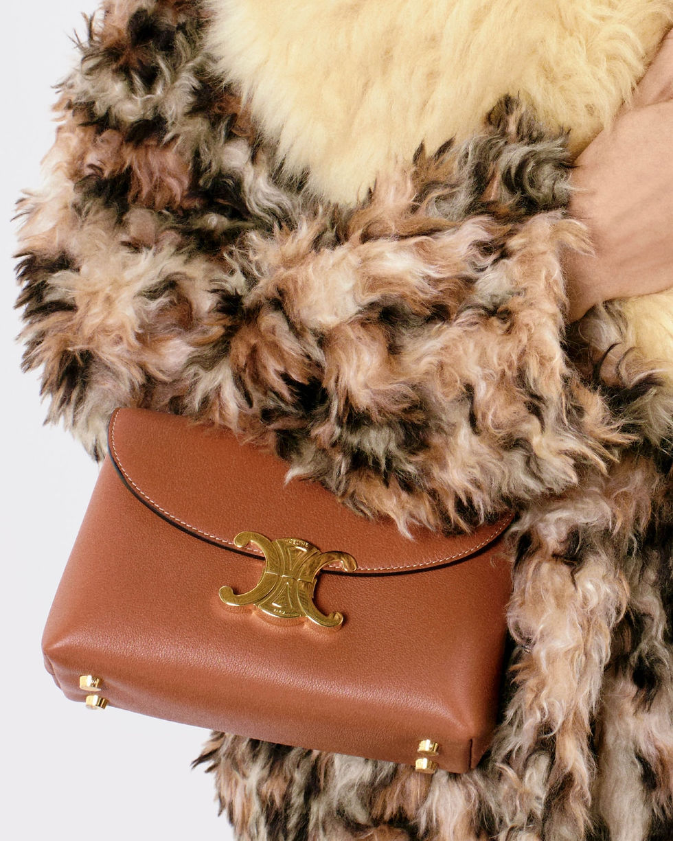 Celine Teen Nino bag in tan supple grained calfskin – view 2