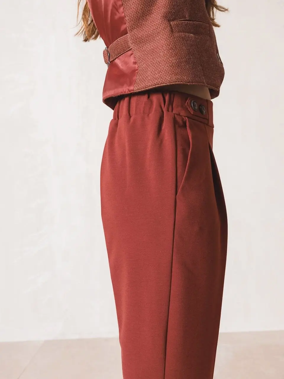 Miniaturbild: Trousers Comfort Tailored VI23TB510 in tandori indi & cold