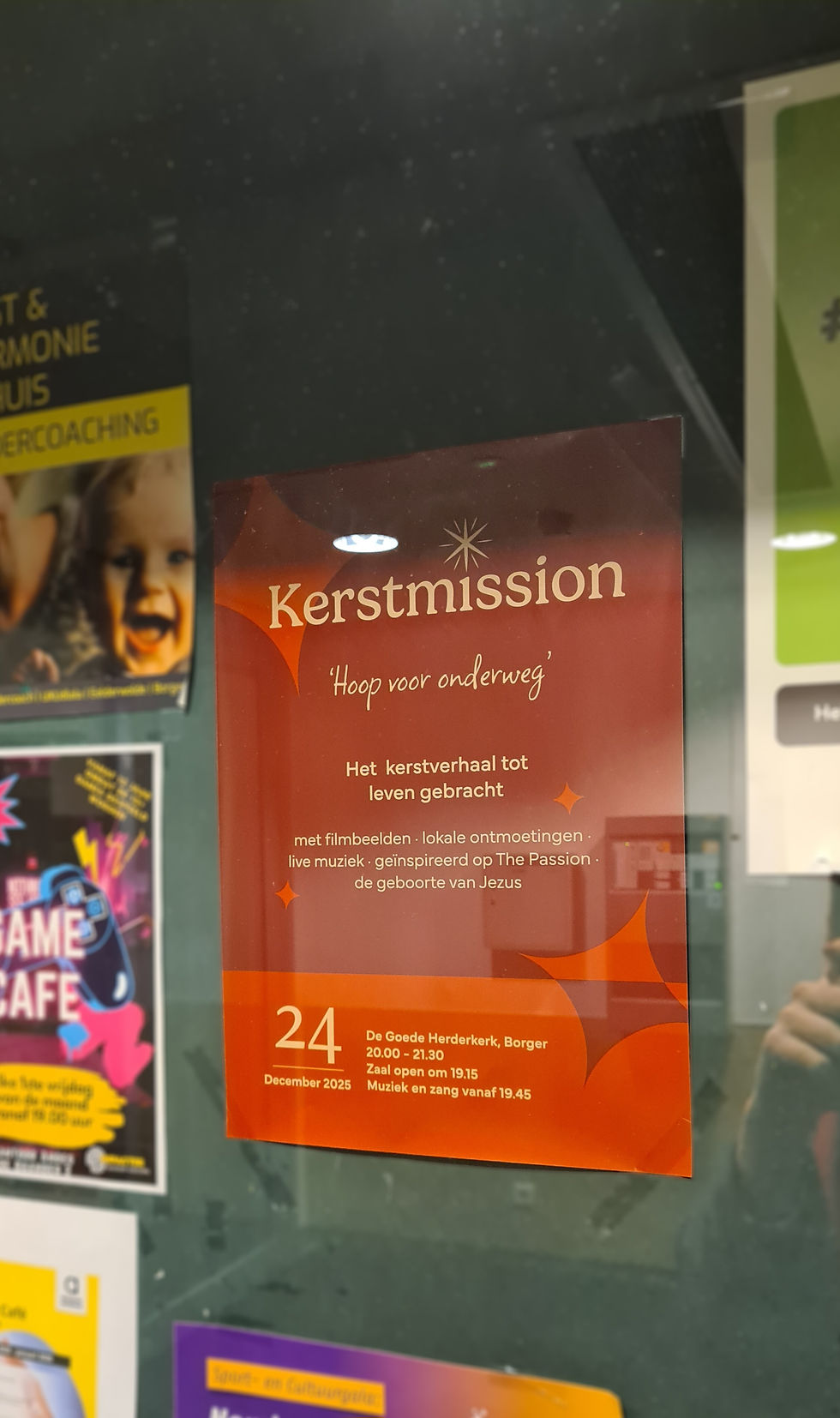 kerstmission poster.jpg