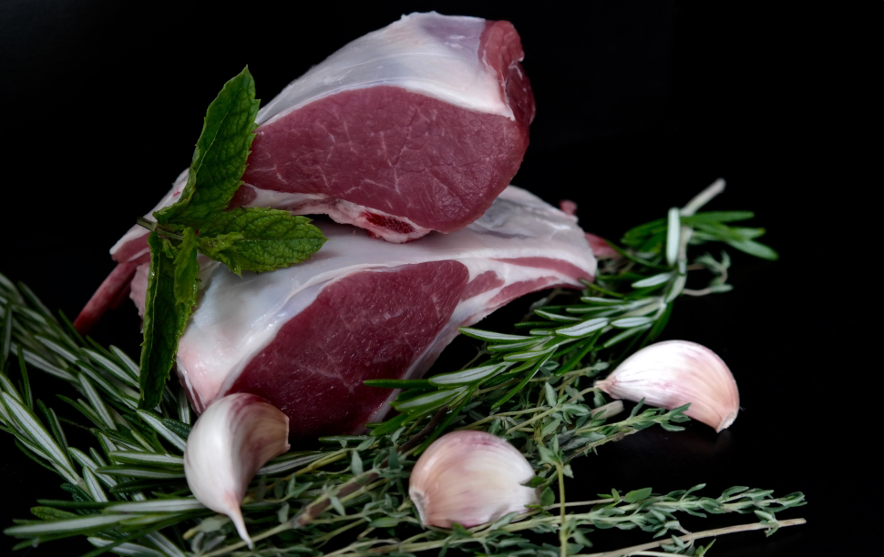 RACK OF LAMB (2 bone)