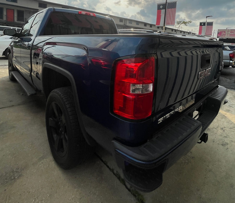 Thumbnail: 2017 GMC Sierra