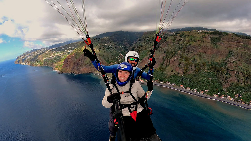 Tandem Paragliding in Madalena do Mar - Madeira Island