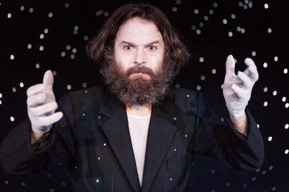 L'UNIVERSO È UN MATERASSO | Bari