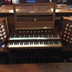 The 1906 Lewis console