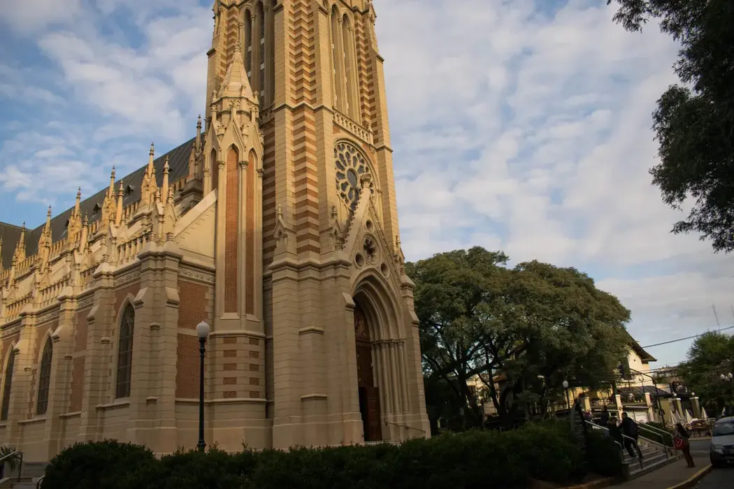 Gestión de combustible, Dispensadores de combustible, Control de flota, Inventario de tanques, Automatización de gasolineras, Sistemas de combustible, Soluciones de gasolineras, Tanques de almacenamiento, Equipamiento de gasolineras, Tecnología para combustible