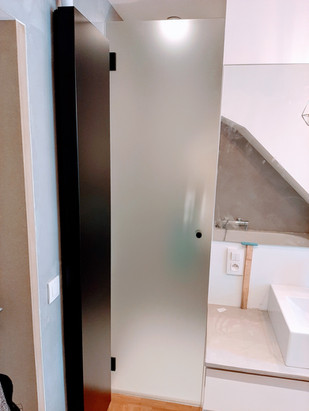 Douchedeur in extra klaar gehard glas