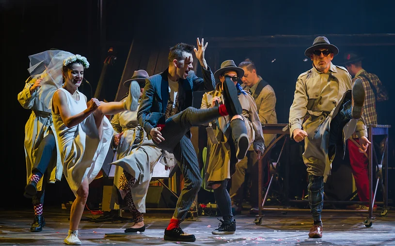 Review BOV Dead Dog in a Suitcase 2019