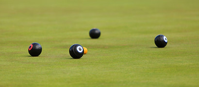 Ladies playing lawn bowls.jpg