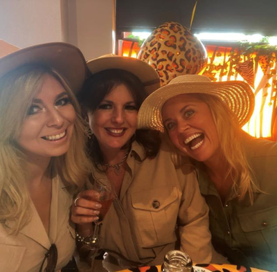 Pink Ladies safari.PNG