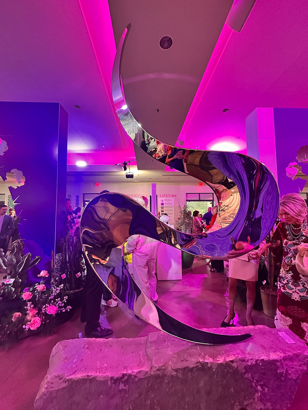 Lifesize sculpture
