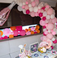 beach bachelolrettes decor (11).jpg