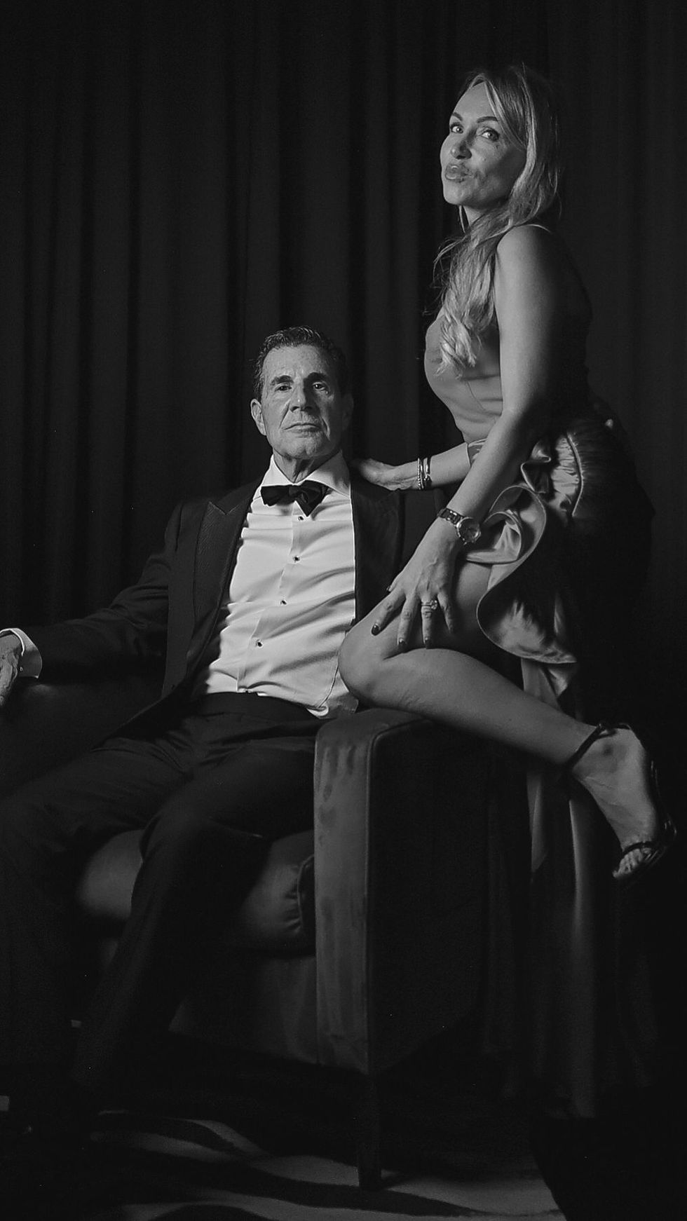 0015-PortraitBoothB&W-StudioSessionTethered-050