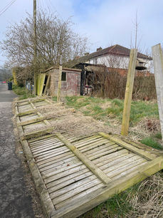 Old fence, New fence installation, Fencer in, L&E Fencing