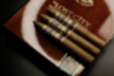 Fuente OpusX Lost City Piramide cigar box closed