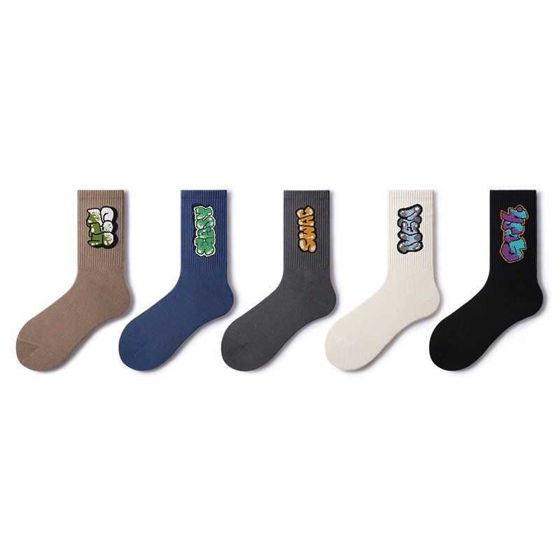 Miniatura: 5/10 Pairs Men's Multicolour Crew Socks, Graffiti Lettering, Street Style, Uniqu
