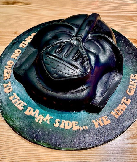 Pastel de Darth Vader esculpido en 2D