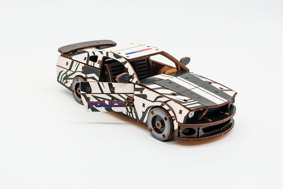 Hotový dřevěný 3D model amerického retro muscle car sedanu