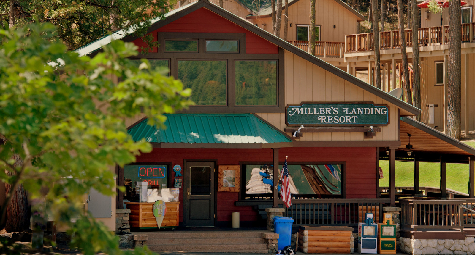 Fullscreen Page millerslanding