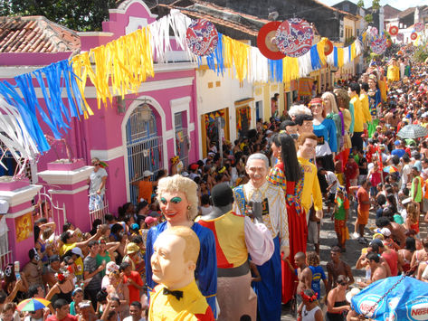 Olinda - tradição , cores , frevo e gastronomia