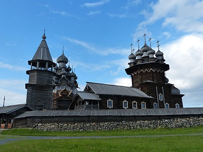 Die Holzkirchen von Kischi