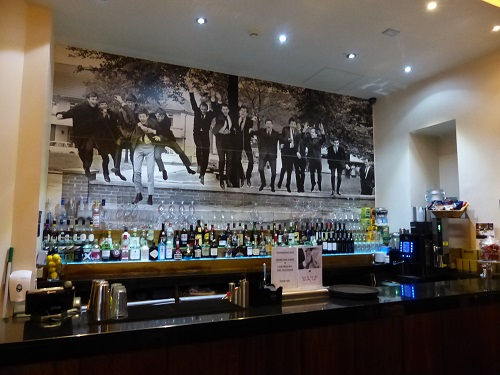 Bar im Beatles Themenhotel