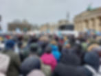 Auf der Friedensdemo am Brandenburger Tor am 25. Februar 2023