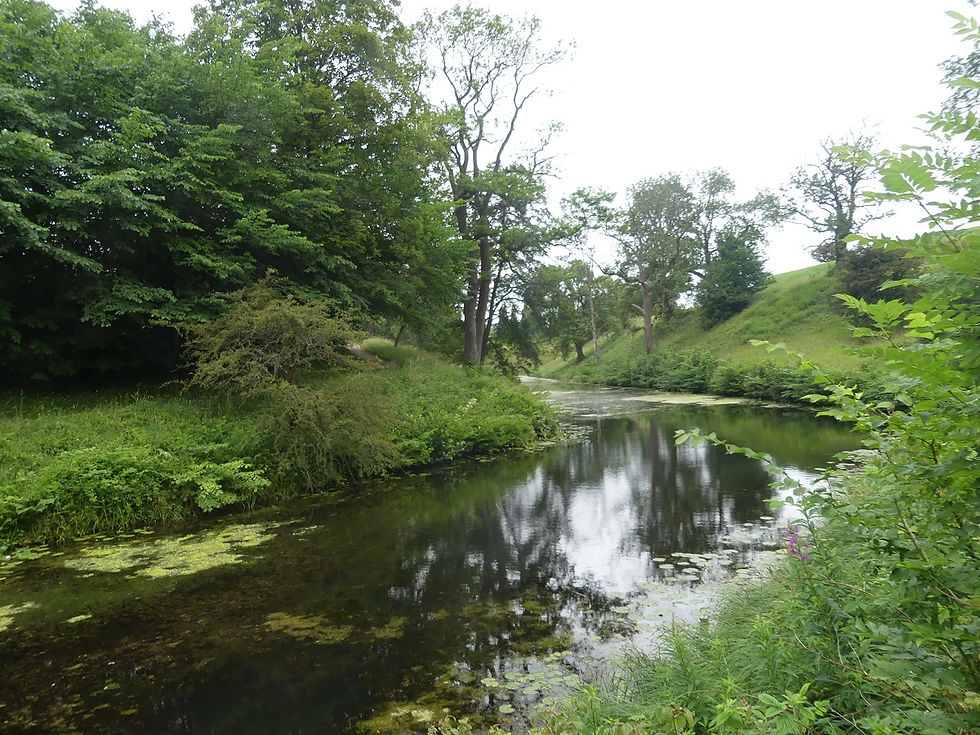 Die Innenstadt von Fredericia ist von Bastionen und Wallanlagen umgeben