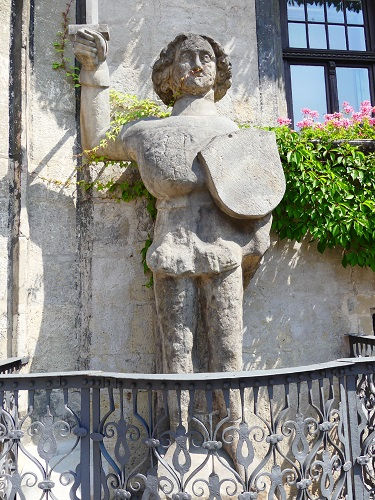 Roland Statue