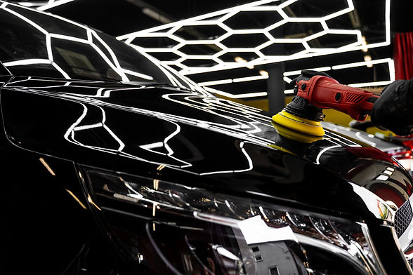 Car Paint Polishing Car detailing polishing restores surface clarity and maximizes gloss A