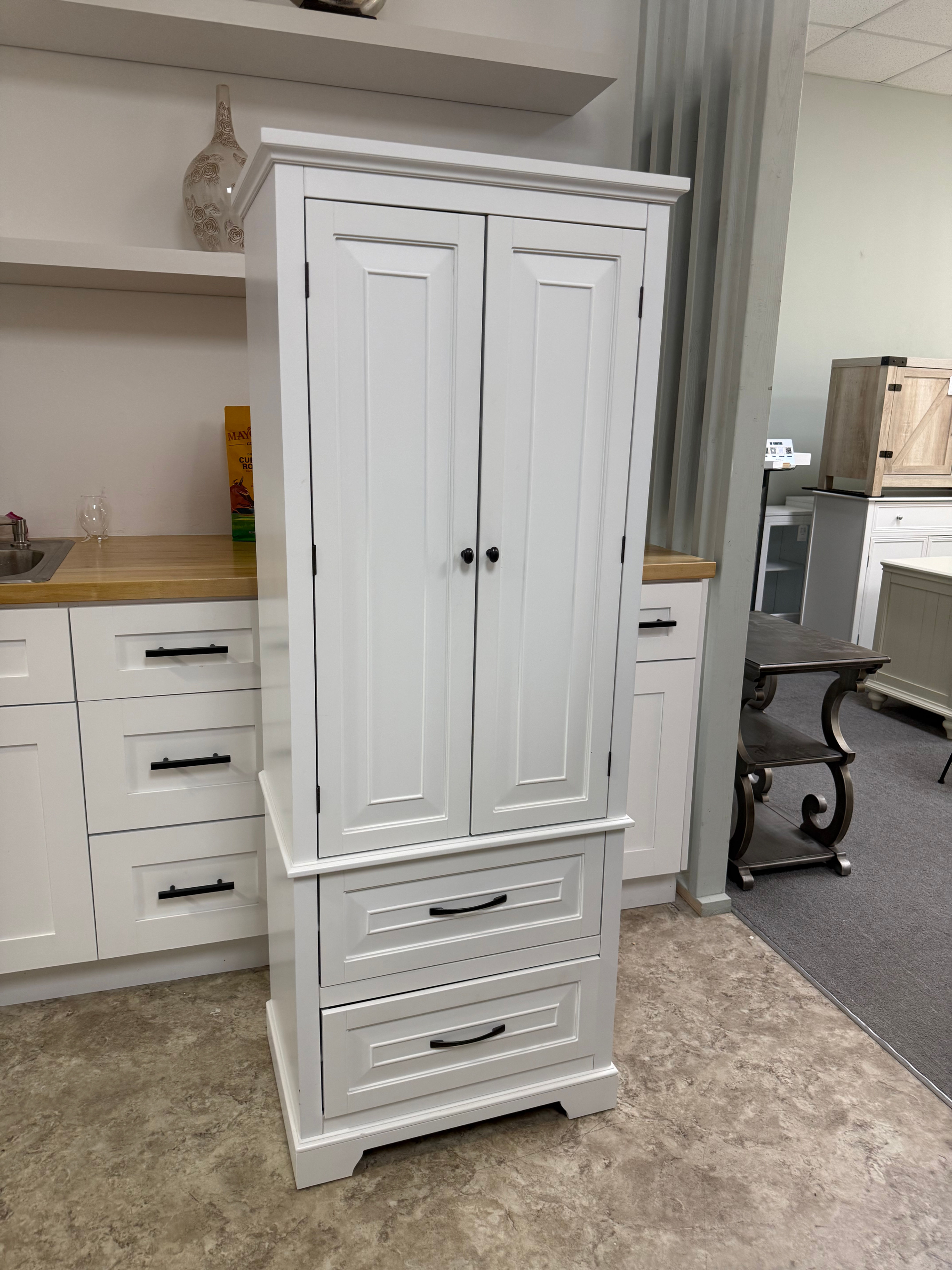 Storage cabinet