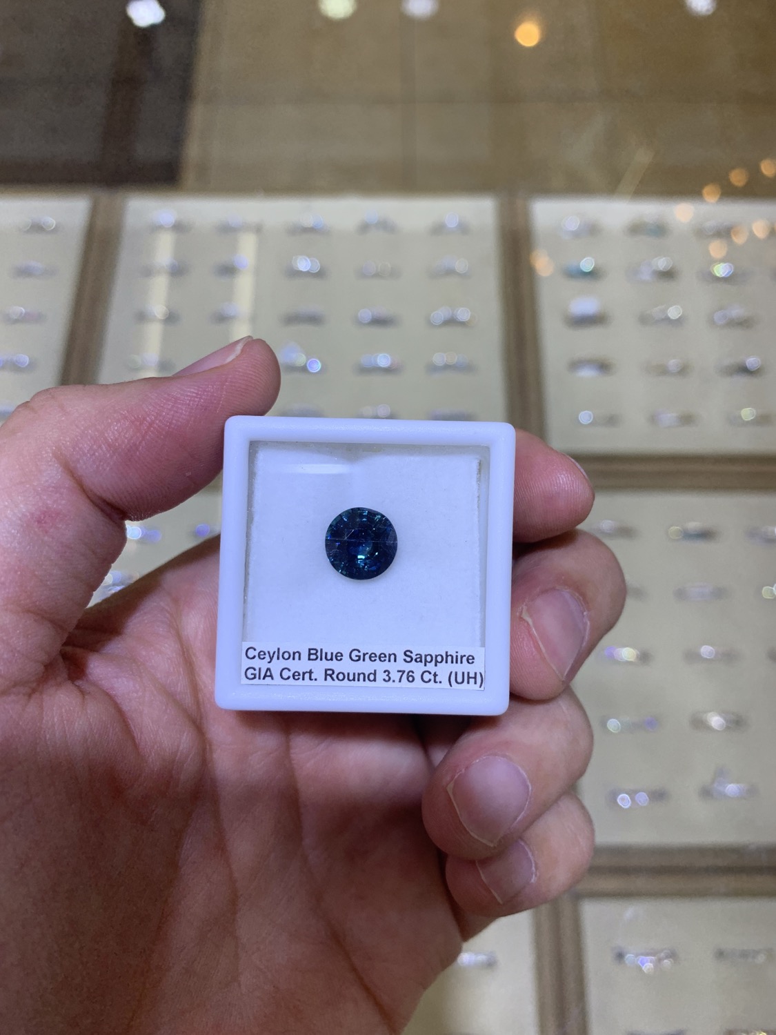 Phenomenal Blue Green Sapphire!!!
