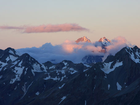 MOUNTAIN CLIMBING FOR FUNDRAISERS