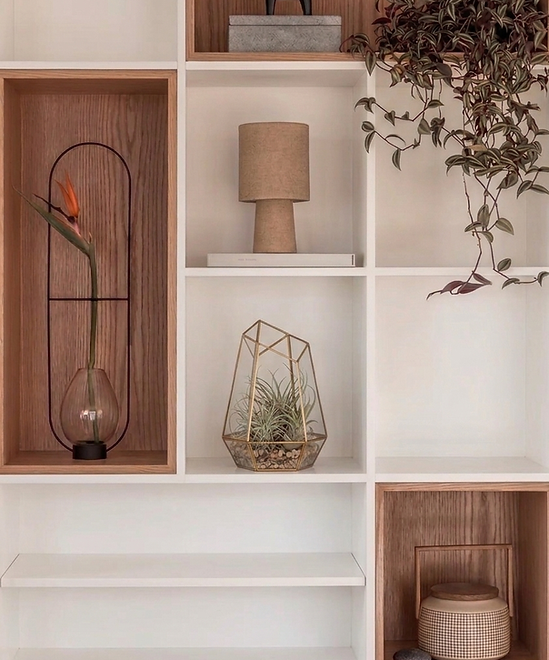 Inspiring customised book shelf 