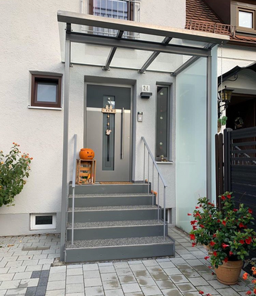 Hausbauprojekt: Vordach