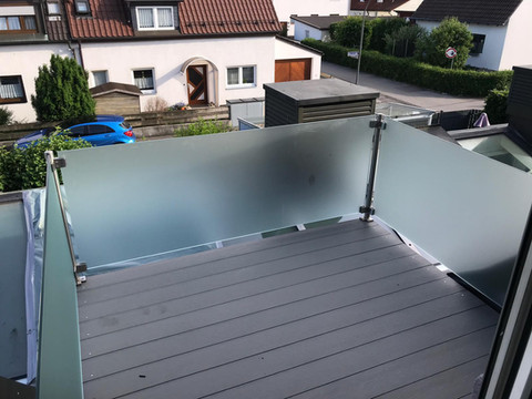 Ganzglasgeländer - Balkon