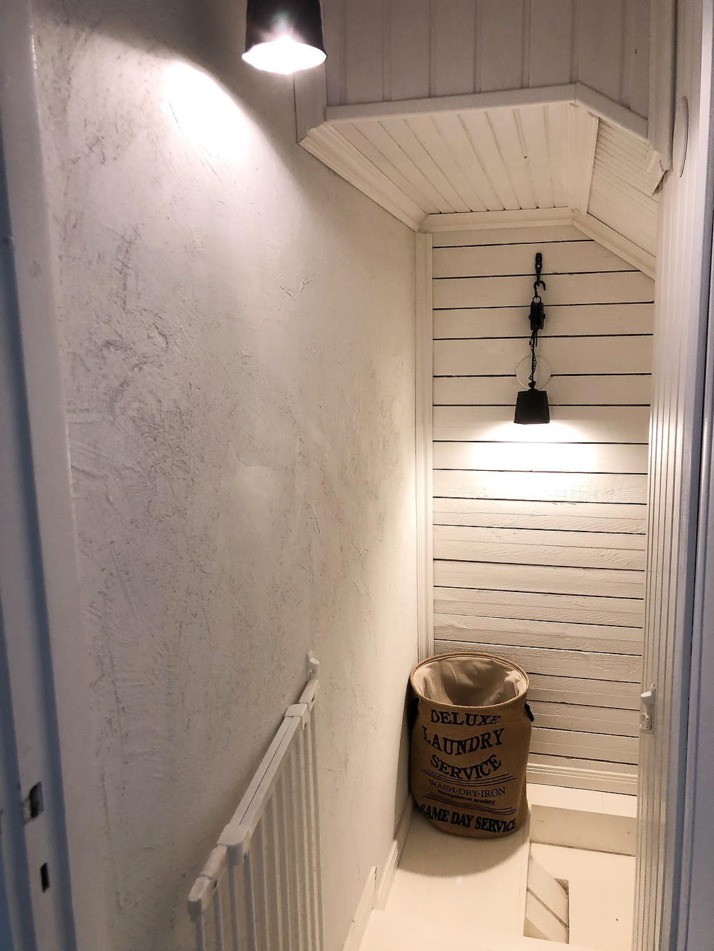 rustic stairway, rouhea porraskäytävä