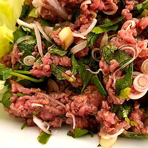 E1- Laab Nieu(Salade de bœuf)