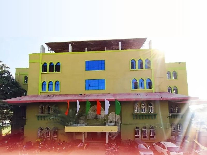 AL-QURMOSHI Institute Of Business Management, Hyderabad Featured Pic.jpg