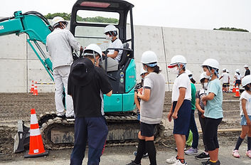 串本小学校の現場職業体験会