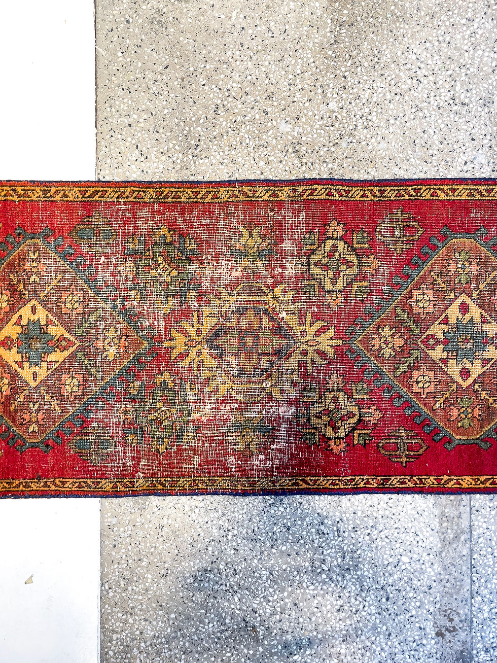 Thumbnail: Red Vintage Runner