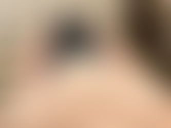 突然固まって続く痛みの原因