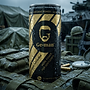 Firefly_GeminiFlash_Die Dose steht im Fokus. alles ist etwas militärisch. auf der dose rin